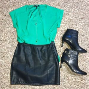 Express green silky top